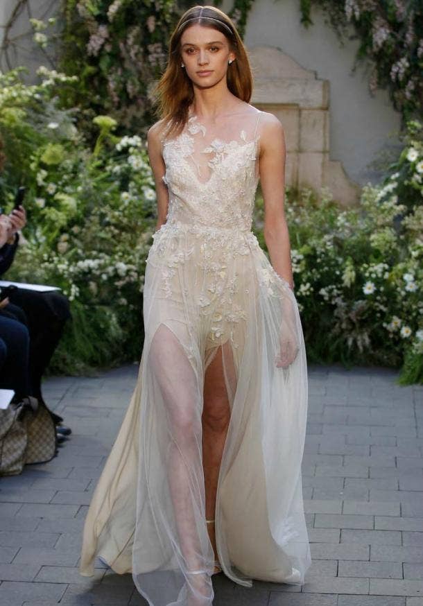 20 Best Sheath Wedding Dresses Of All Time Yourtango 